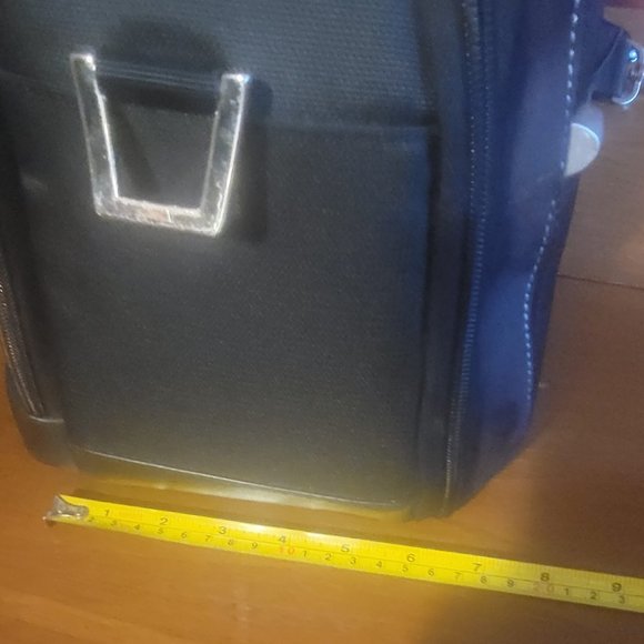 DELSEY Travel Vanity Case - Picture 13 of 13